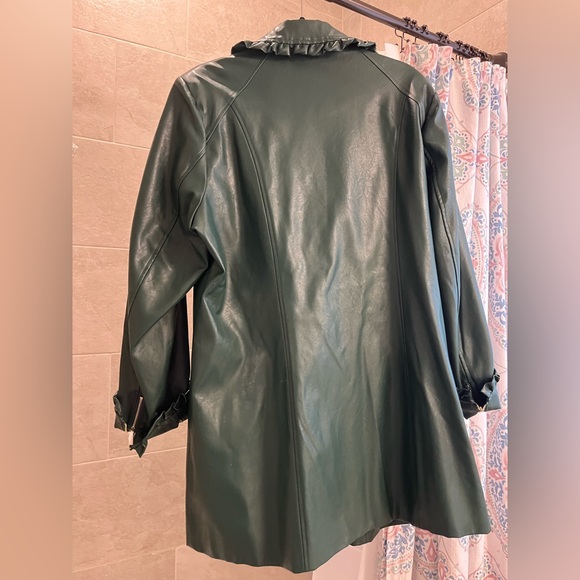 dennis basso coat - Picture 3 of 4